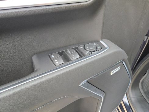 Used 2026 GMC Sierra 1500 SLT AWD/4WD image 12