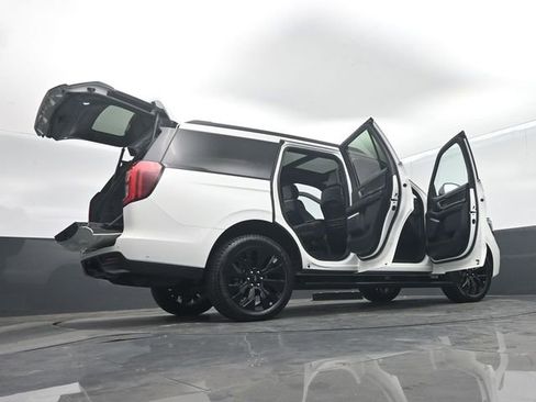 Certified 2025 Ford Expedition Platinum w/ Stealth Appearance Package AWD/4WD image 80
