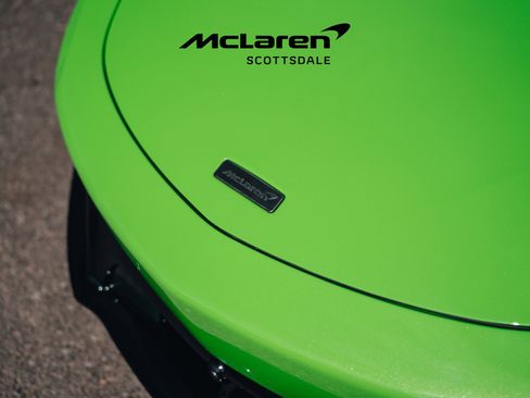 Used 2025 McLaren Artura image 15