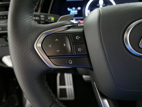 Used 2025 Lexus RX 500h F Sport w/ Convenience Package AWD/4WD image 27