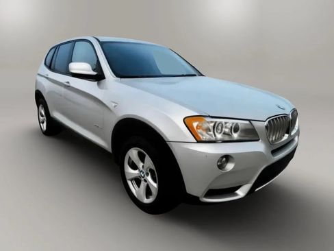Used 2012 BMW X3 xDrive28i AWD/4WD image 2