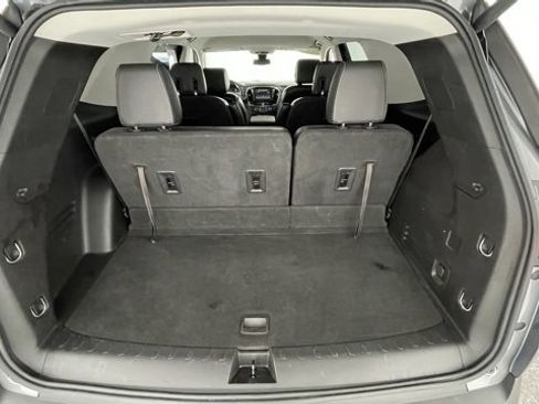 Used 2018 Chevrolet Traverse LT image 46