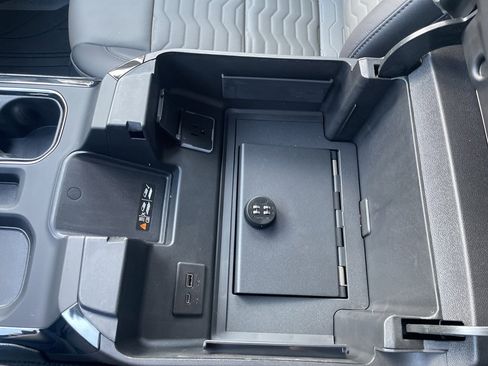 Used 2025 Chevrolet Silverado 1500 ZR2 w/ Technology Package image 42