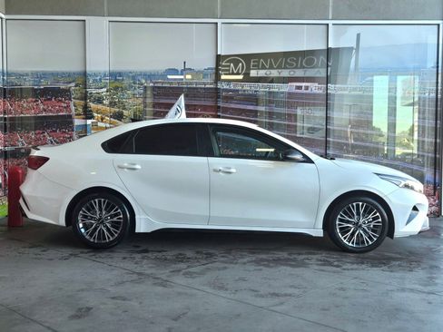 Used 2023 Kia Forte GT-Line image 4