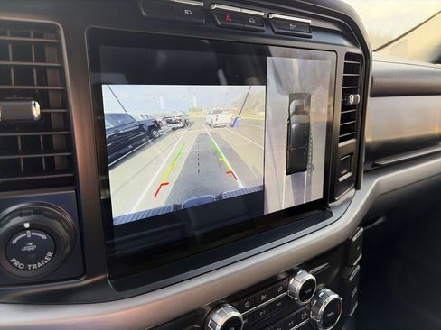 Used 2022 Ford F150 Raptor w/ Convenience Package image 17