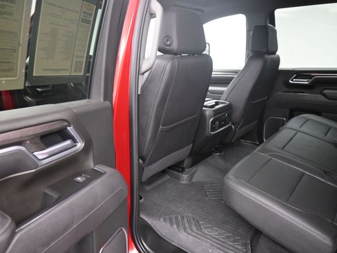 Certified 2025 Chevrolet Silverado 2500 LTZ w/ LTZ Premium Package image 17