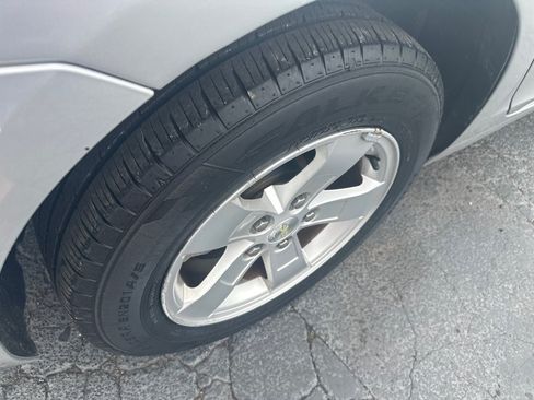 Used 2016 Chevrolet Malibu LT FWD image 6