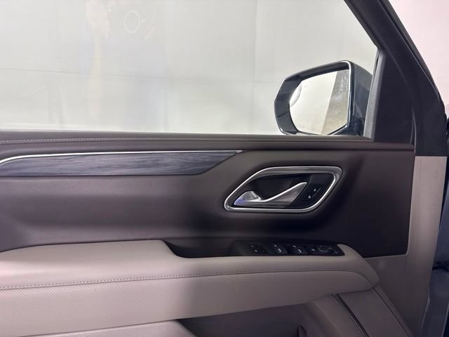 Used 2021 GMC Yukon XL SLT w/ Rear Media and Nav Package RWD image 30