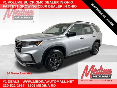 Used 2025 Honda Pilot TrailSport