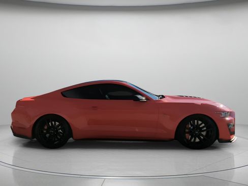 Certified 2022 Ford Mustang Shelby GT500 w/ Technology Package image 31