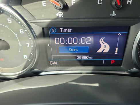 Used 2023 GMC Terrain SLE w/ Driver Convenience Package FWD image 31