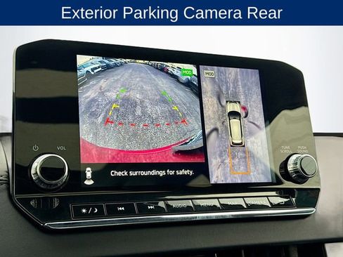 Used 2024 Mitsubishi Outlander SE image 15