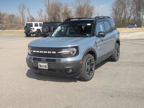 New 2025 Ford Bronco Sport Outer Banks w/ Outer Banks Tech Package+ AWD/4WD image 7