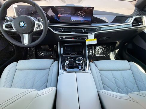 New 2026 BMW X5 xDrive50e w/ Executive Package AWD/4WD image 15