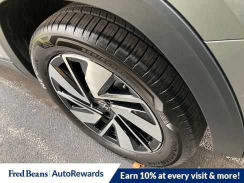 New 2026 Volkswagen Atlas SE image 6