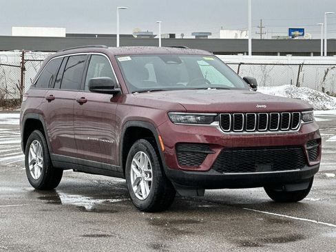 New 2026 Jeep Grand Cherokee Laredo X AWD/4WD image 1