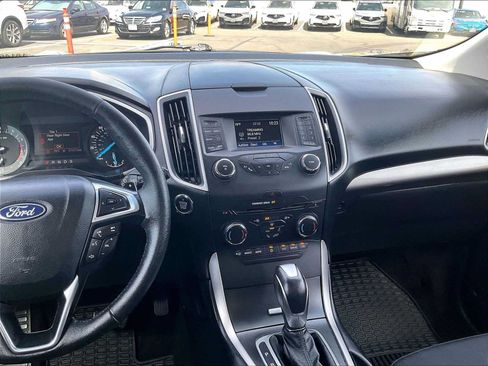 Used 2018 Ford Edge SEL FWD image 9