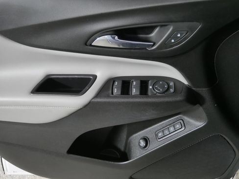 Used 2019 Chevrolet Equinox Premier image 19