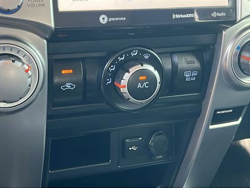 Used 2021 Toyota 4Runner SR5 Premium image 14