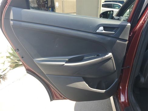 Used 2018 Hyundai Tucson SEL image 13