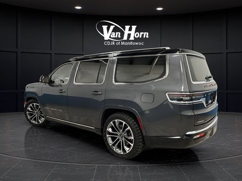 Used 2022 Jeep Grand Wagoneer Series III w/ Rear Seat Video Group 1 AWD/4WD image 5