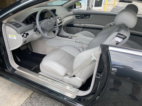 Used 2012 Mercedes-Benz CL 63 AMG image 15