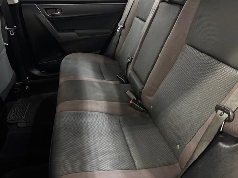 Used 2017 Toyota Corolla LE FWD image 11