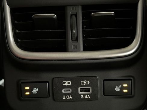 Certified 2025 Subaru Outback Limited image 20