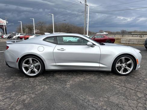 Used 2017 Chevrolet Camaro SS RWD image 6