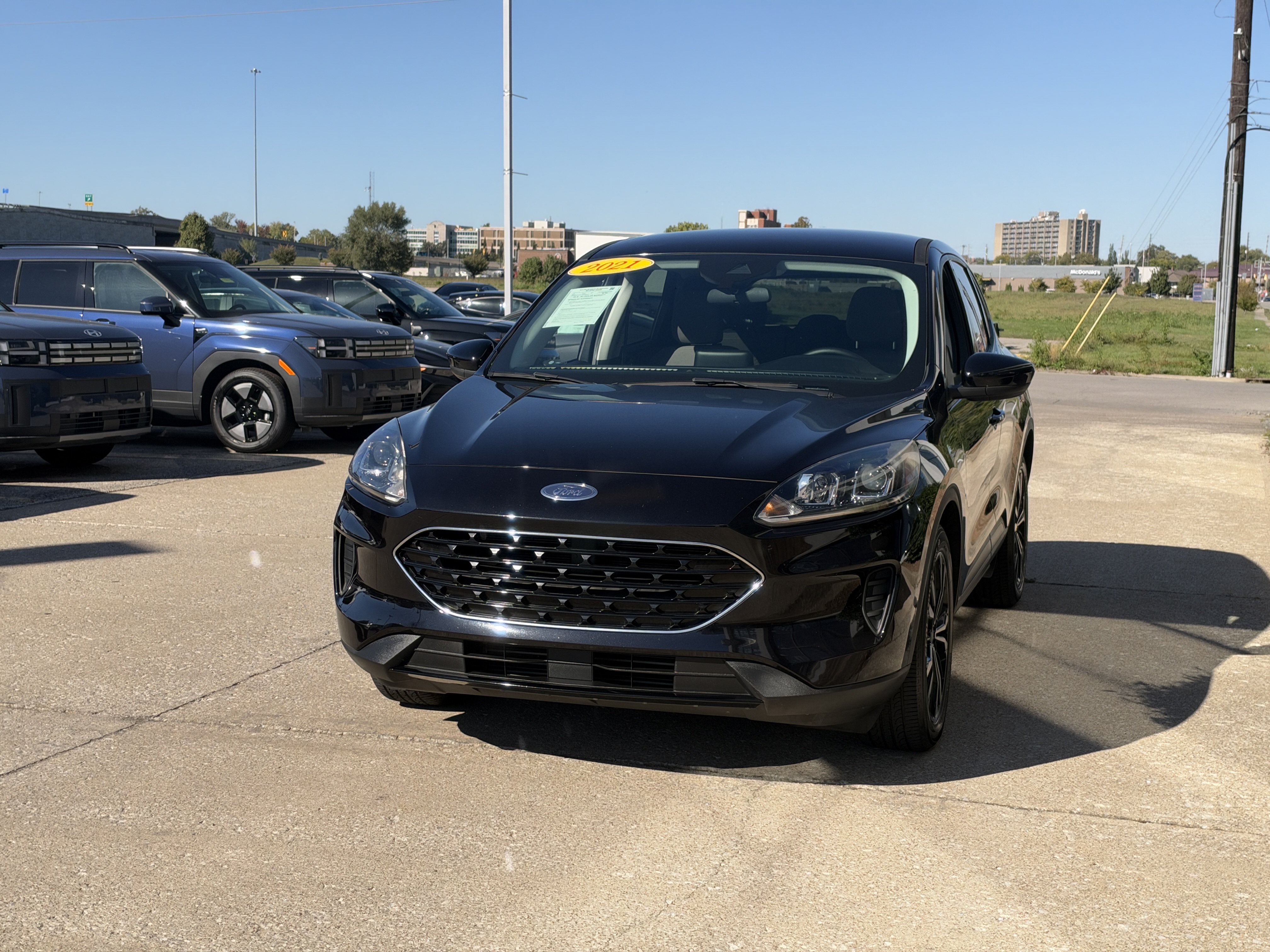 Used 2021 Ford Escape SE FWD image 15