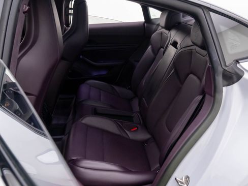 Certified 2023 Porsche Taycan GTS image 17