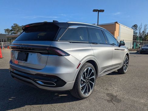 New 2026 Lincoln Nautilus Black Label image 5