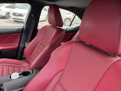 Used 2019 Lexus IS 300 F Sport w/ F Sport Package RWD image 7