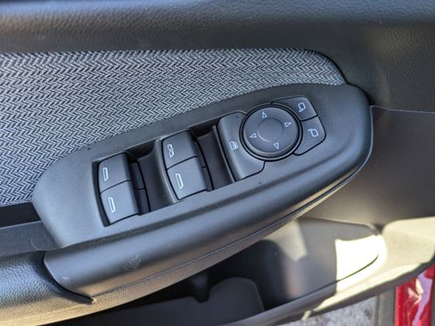 Used 2026 Chevrolet TrailBlazer LT w/ LT Cold Weather Package image 19