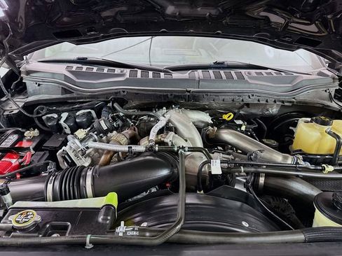 Used 2021 Ford F350 Lariat w/ Lariat Ultimate Package image 31