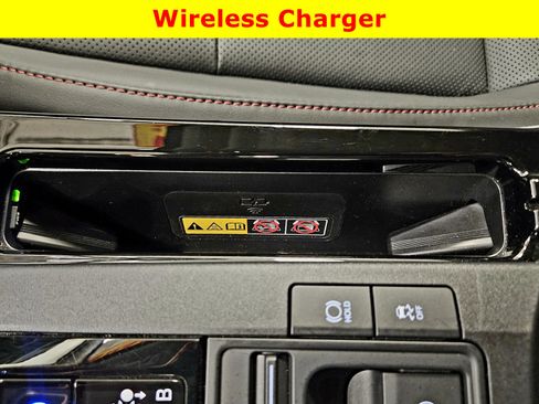 Used 2024 Toyota Prius Prime XSE image 26