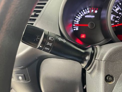 Used 2011 Kia Soul FWD image 10