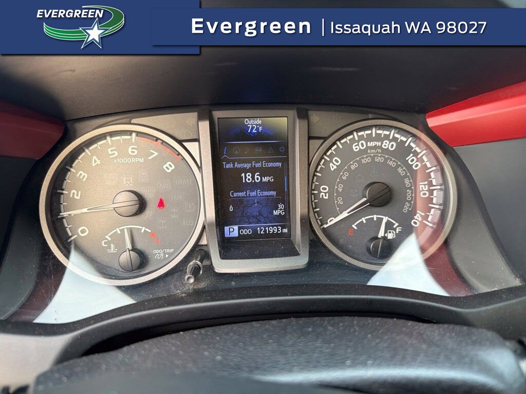 Used 2017 Toyota Tacoma TRD Off-Road w/ Premium & Technology Package AWD/4WD image 1