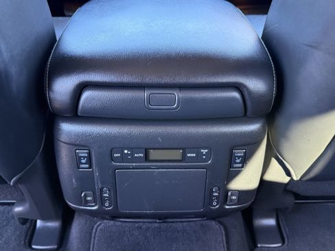 Used 2019 Nissan Armada Platinum w/ Cargo Package image 18