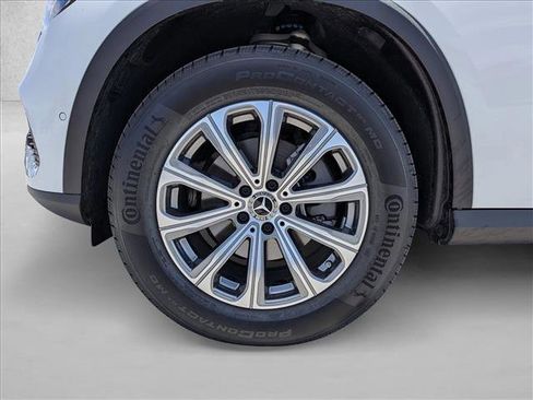 Used 2026 Mercedes-Benz GLC 300 4MATIC image 24