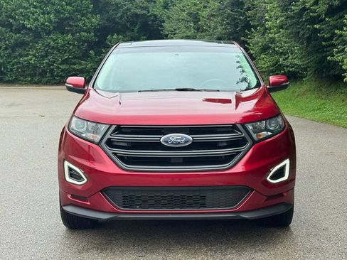Used 2017 Ford Edge Sport w/ Technology Package AWD/4WD image 3
