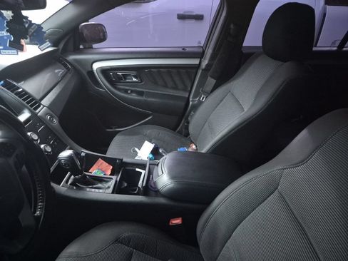 Used 2016 Ford Taurus SEL w/ Equipment Group 201A FWD image 19
