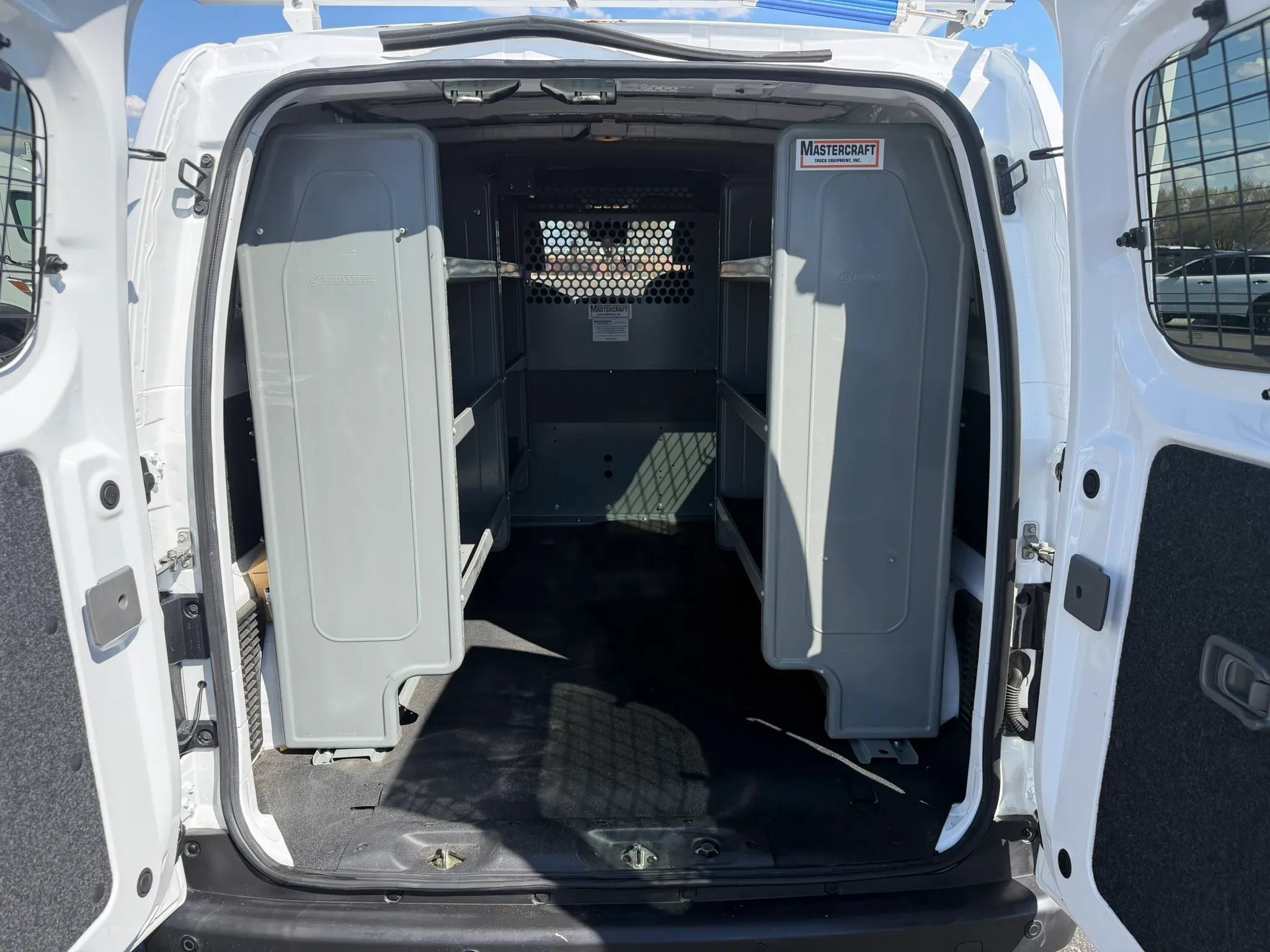 Used 2017 Chevrolet City Express LT FWD image 12