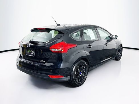 Used 2016 Ford Focus SE w/ Equipment Group 201A image 9