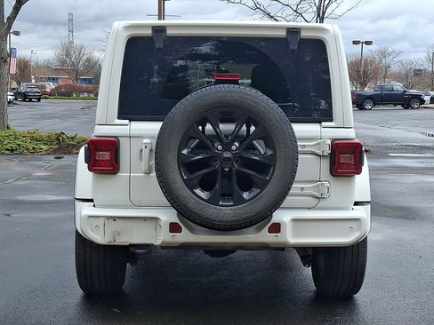 Certified 2022 Jeep Wrangler Unlimited Sahara image 5