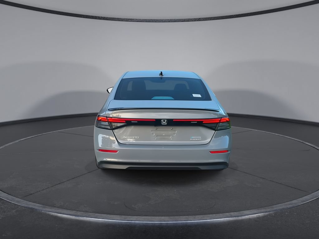 Used 2024 Honda Accord Sport image 7