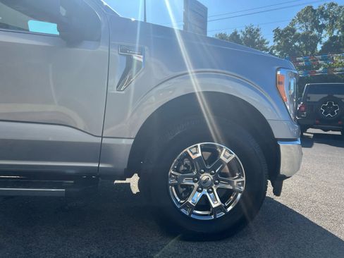 Used 2021 Ford F150 Lariat image 5