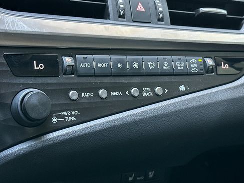 Used 2020 Lexus ES 350 w/ Premium Package FWD image 26