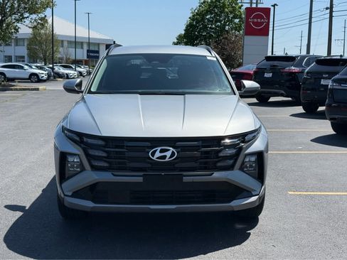 Used 2025 Hyundai Tucson SEL FWD image 2