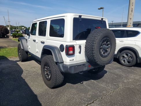 Used 2023 Jeep Wrangler Unlimited Sport AWD/4WD image 3